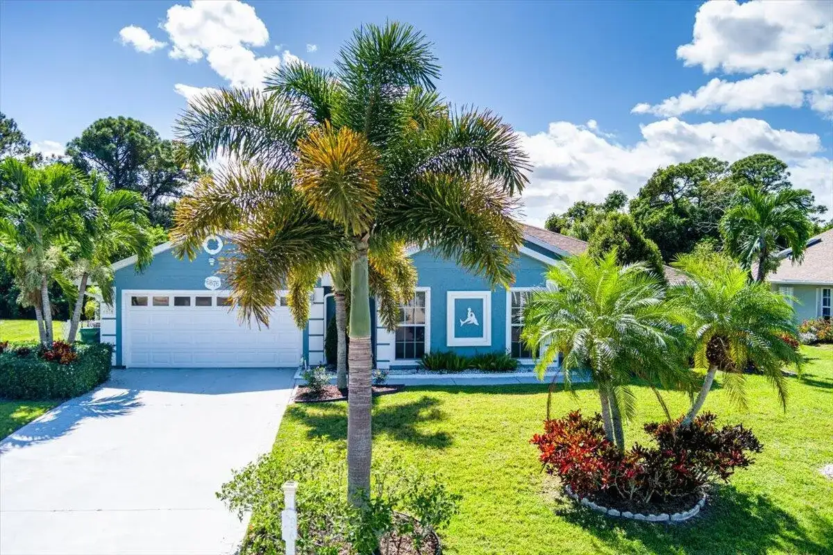 6876 Bronte Circle, Port St. Lucie FL 34952