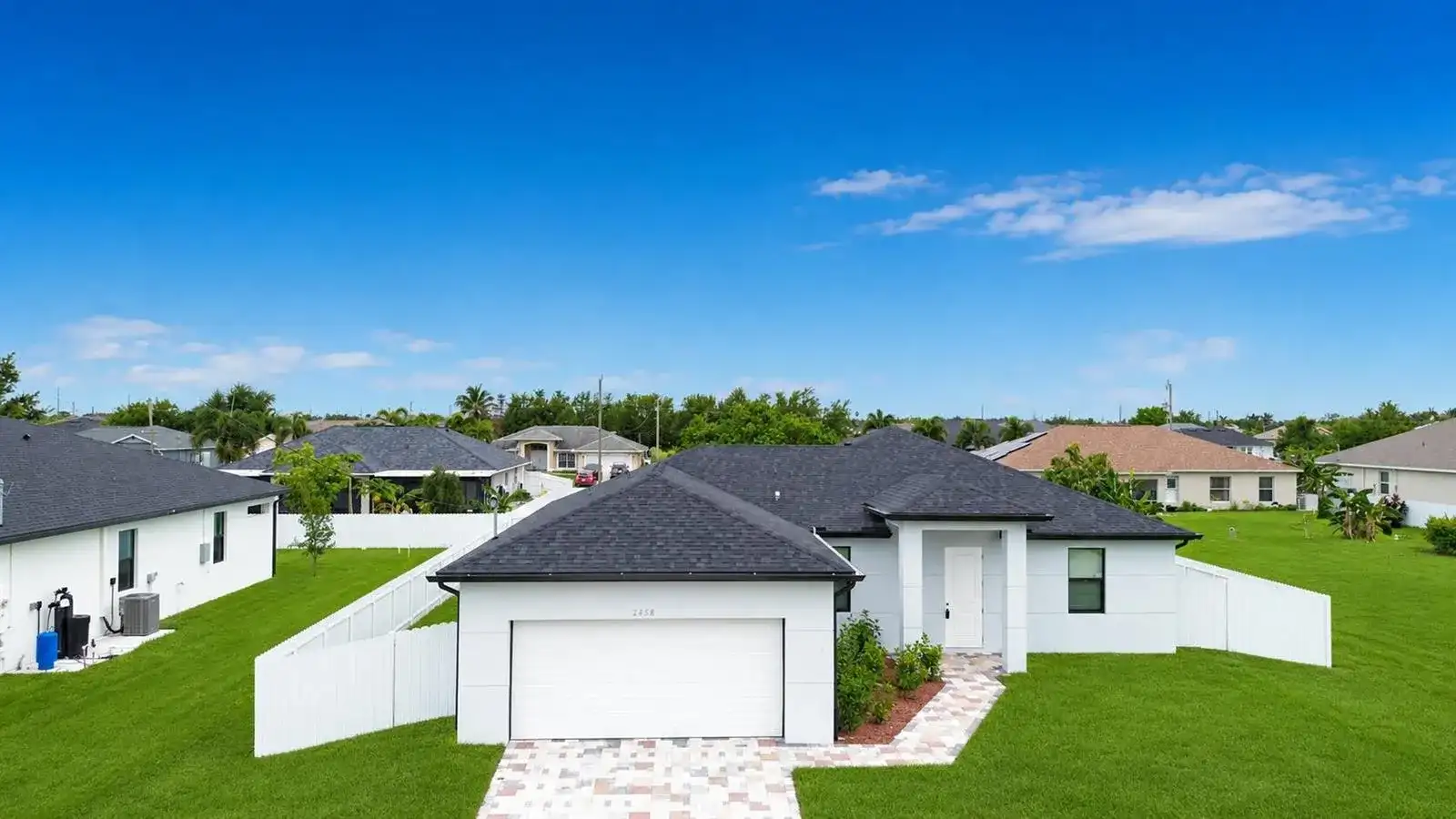 2458 NW 9th Ter Terrace, Cape Coral FL 33993
