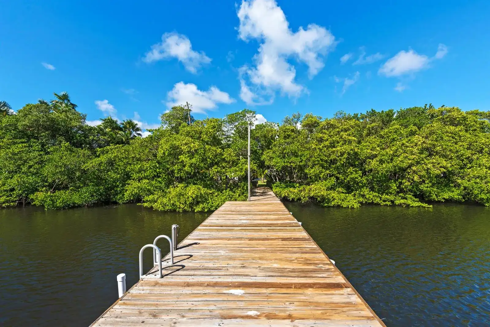 602 N Atlantic Drive, Lantana FL 33460