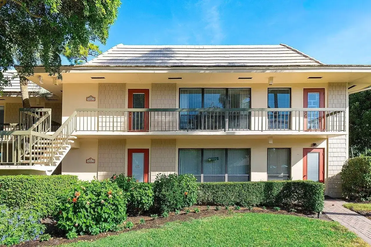 4665 Kittiwake Court, Boynton Beach FL 33436