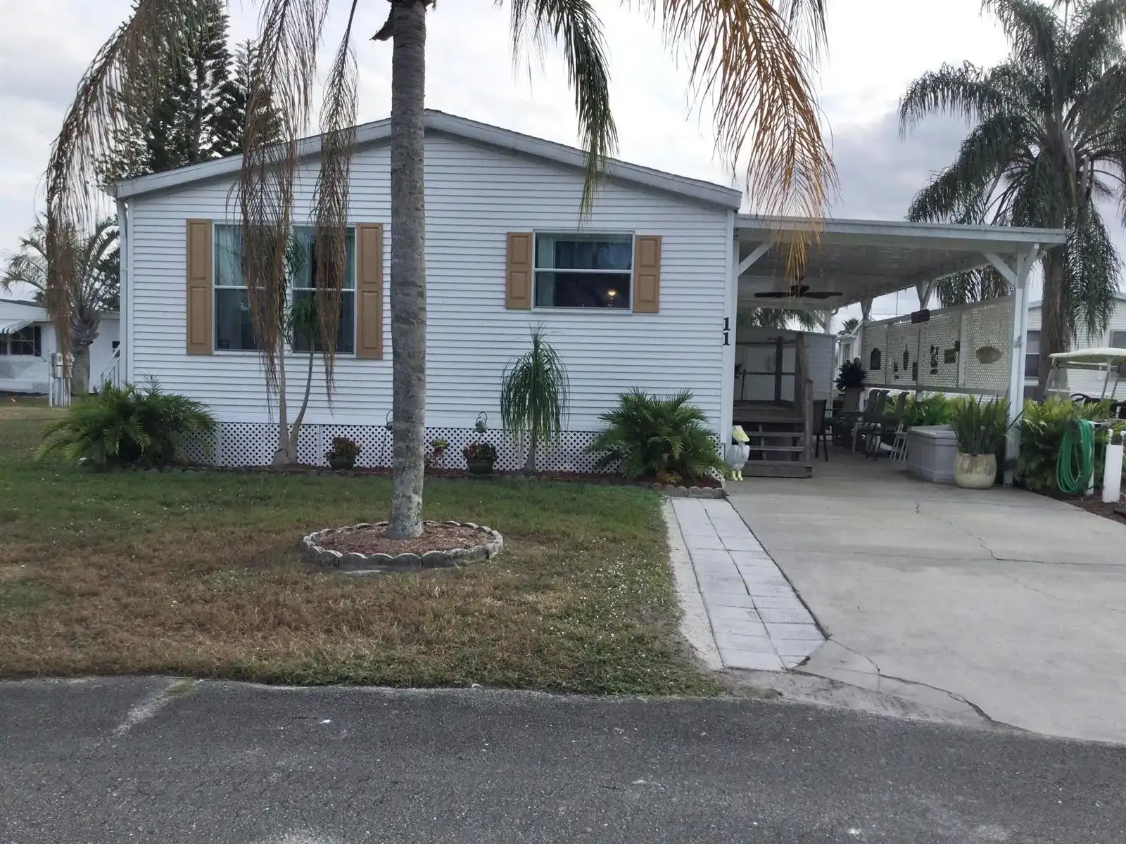 11 SE Hidalgo Lane, Port St. Lucie FL 34952