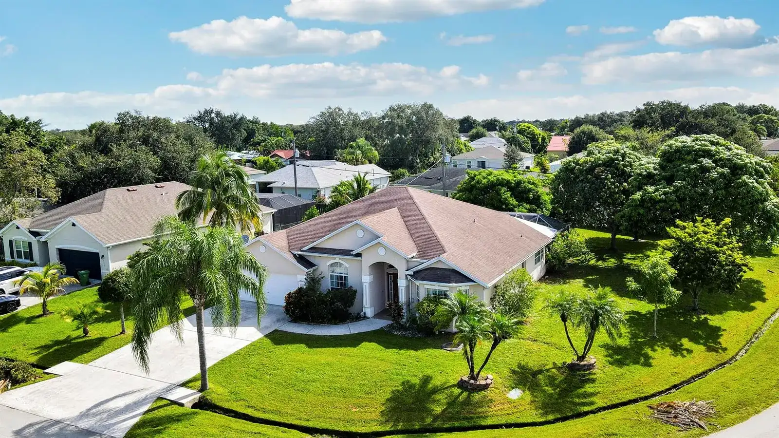 2085 SW Aladdin Street, Port St. Lucie FL 34953