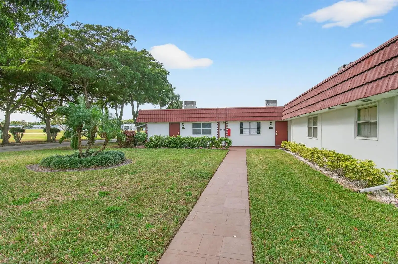 213 Waterford I, Delray Beach FL 33446