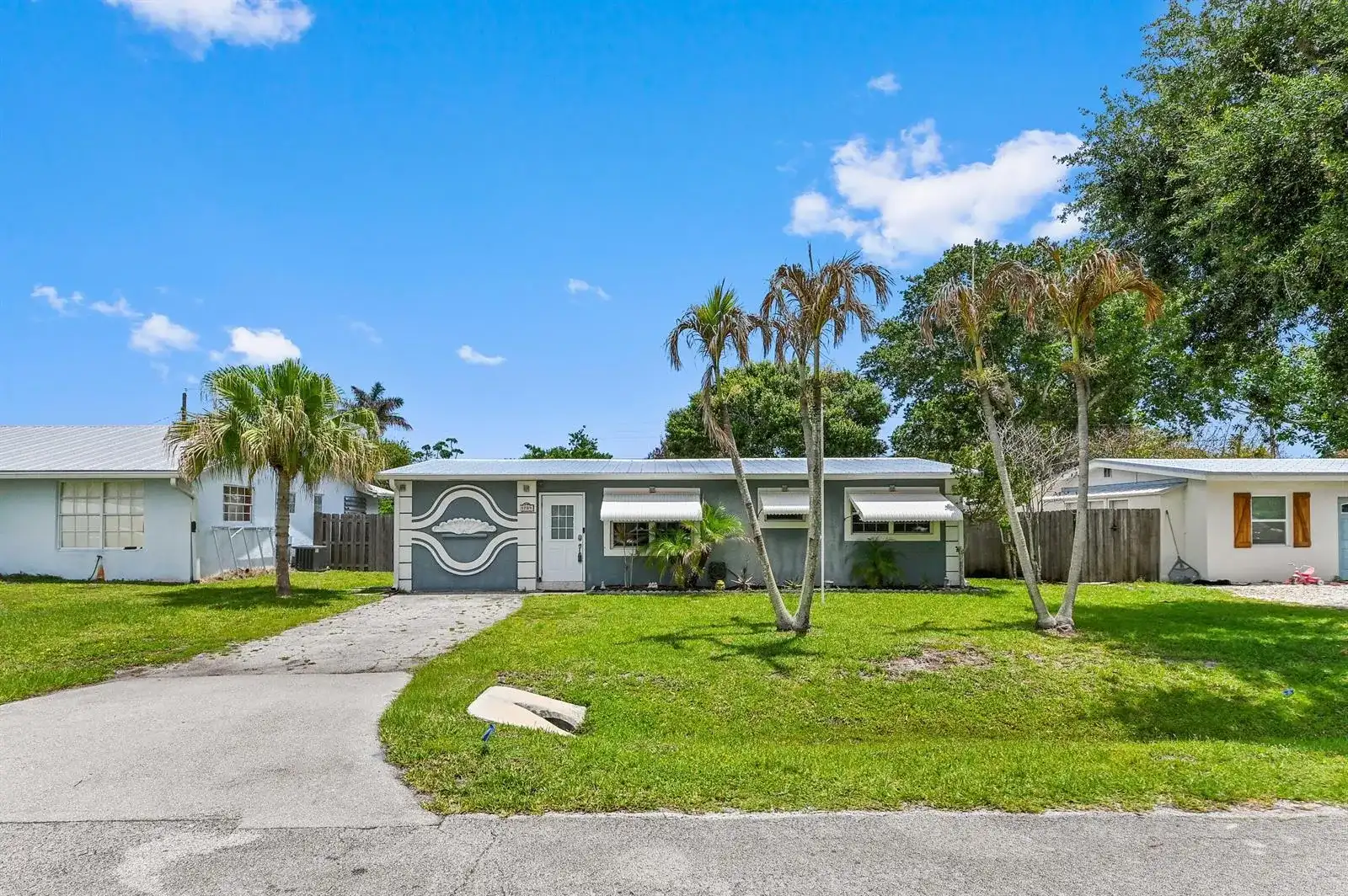 5709 SE Indigo Avenue, Stuart FL 34997