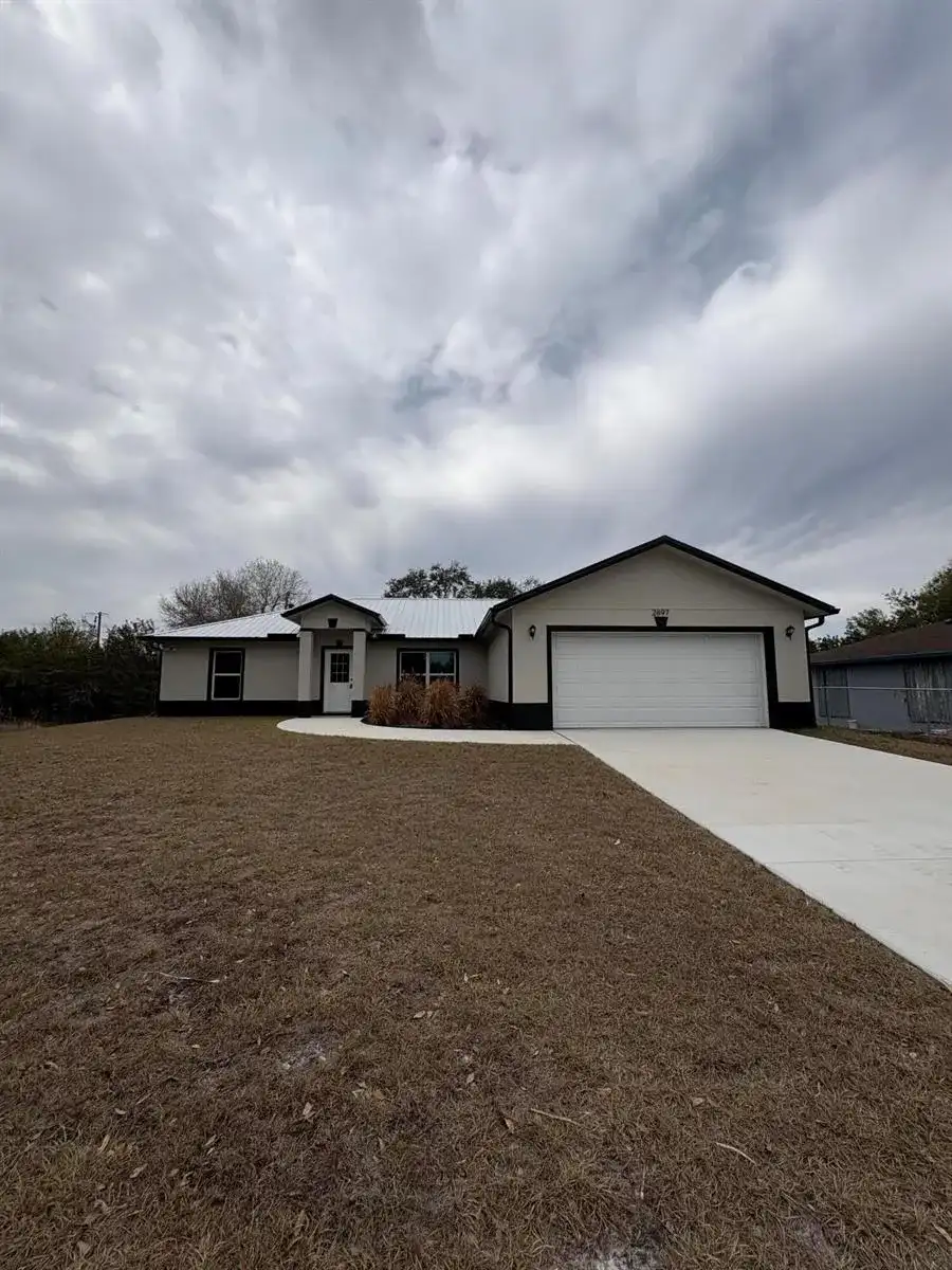 2897 NW 37th Avenue, Okeechobee FL 34972