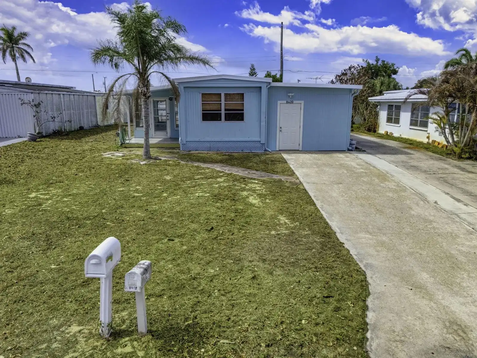 8420 SE Eagle Avenue, Hobe Sound FL 33455
