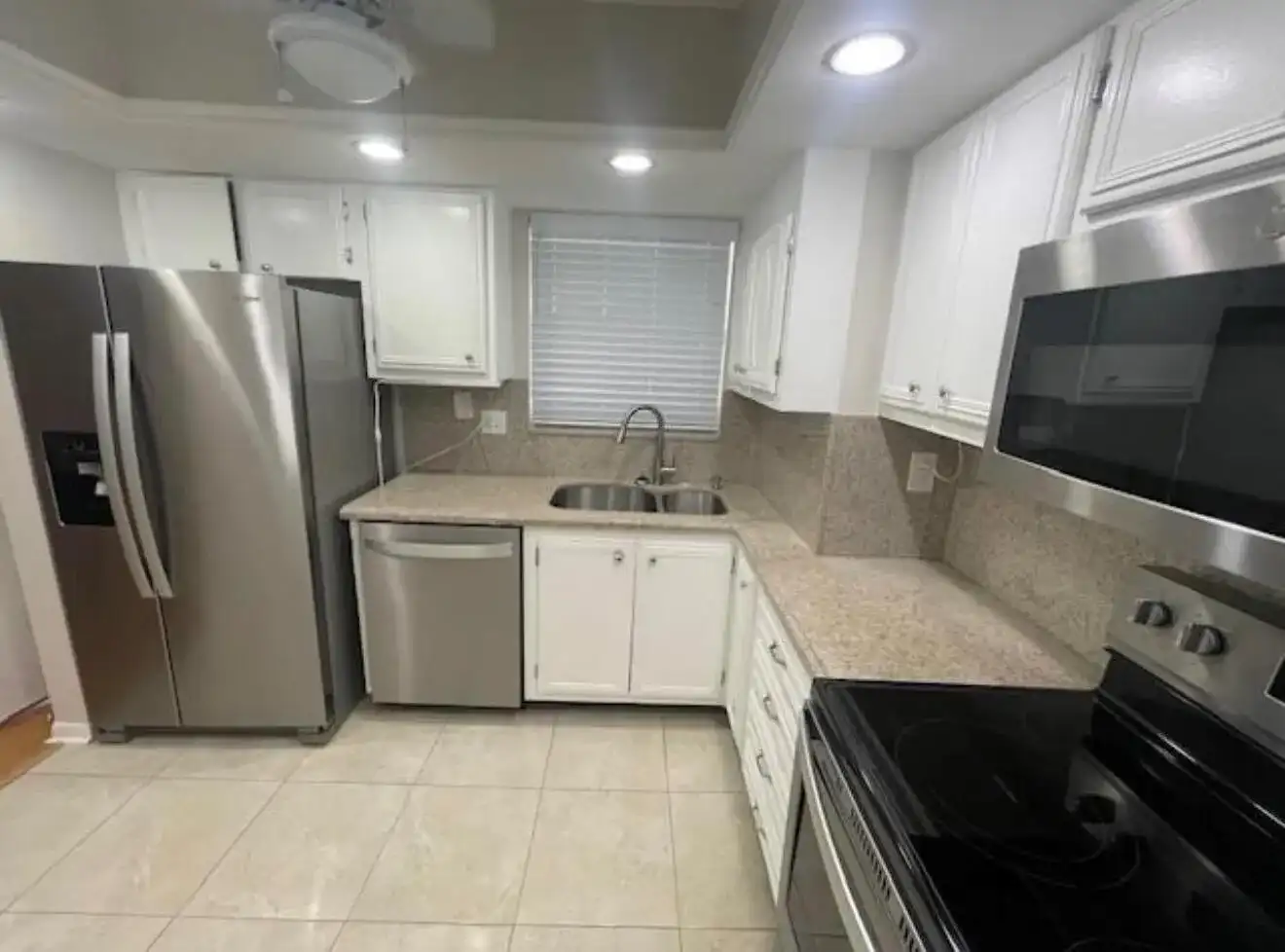 705 Lori Dr Drive # 216, Palm Springs FL 33461