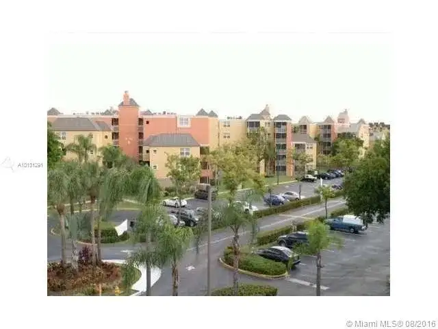8120 Geneva Ct # 551, Doral FL 33166 photo 3