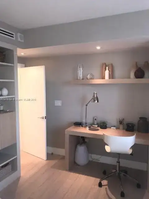 10275 Collins Ave # 823, Bal Harbour FL 33154 photo 4