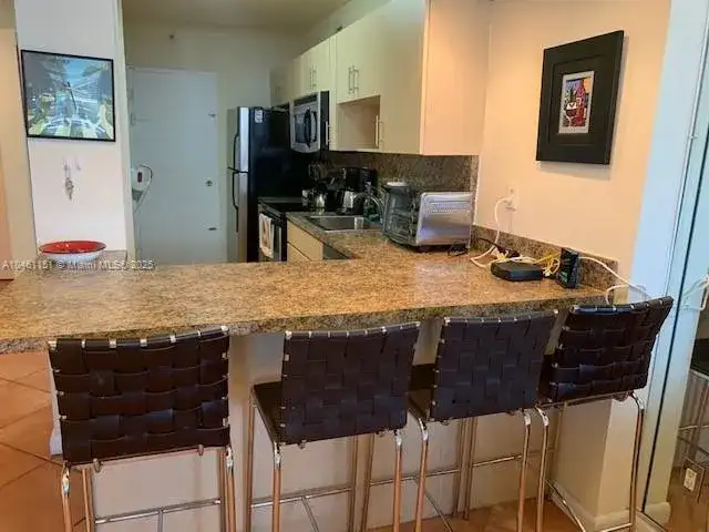 100 Lincoln Rd # 1129, Miami Beach FL 33139 photo 5
