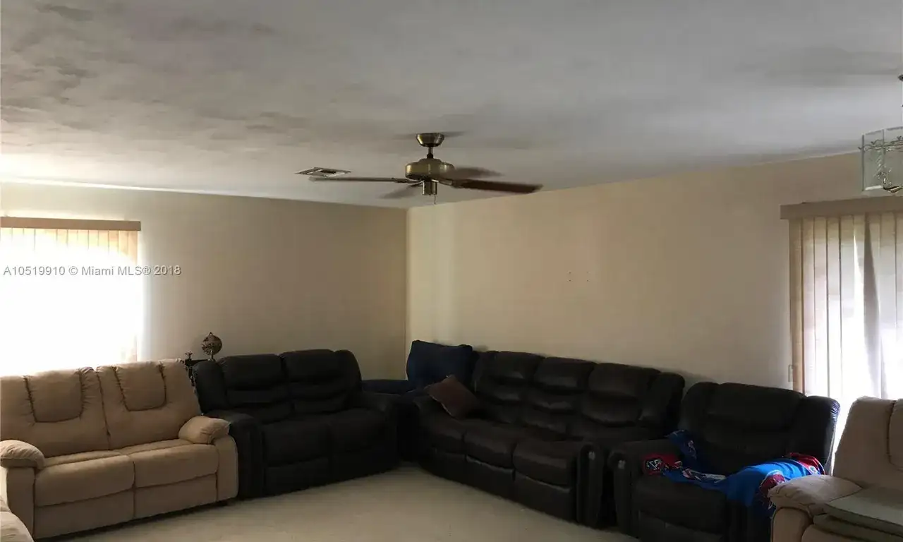 19610 Lenaire Dr, Cutler Bay FL 33157 photo 3