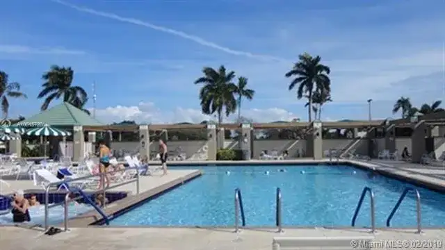 4801 Martinique Pl # H1, Coconut Creek FL 33066 photo 3