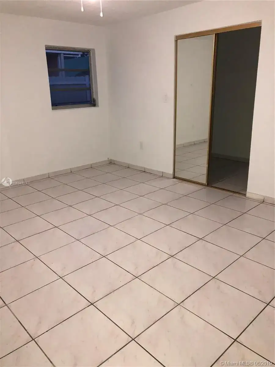 830 E 12th Pl, Hialeah FL 33010 photo 4