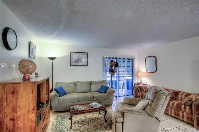 18965 NW 62nd Ave # 105, Hialeah FL 33015 photo 3