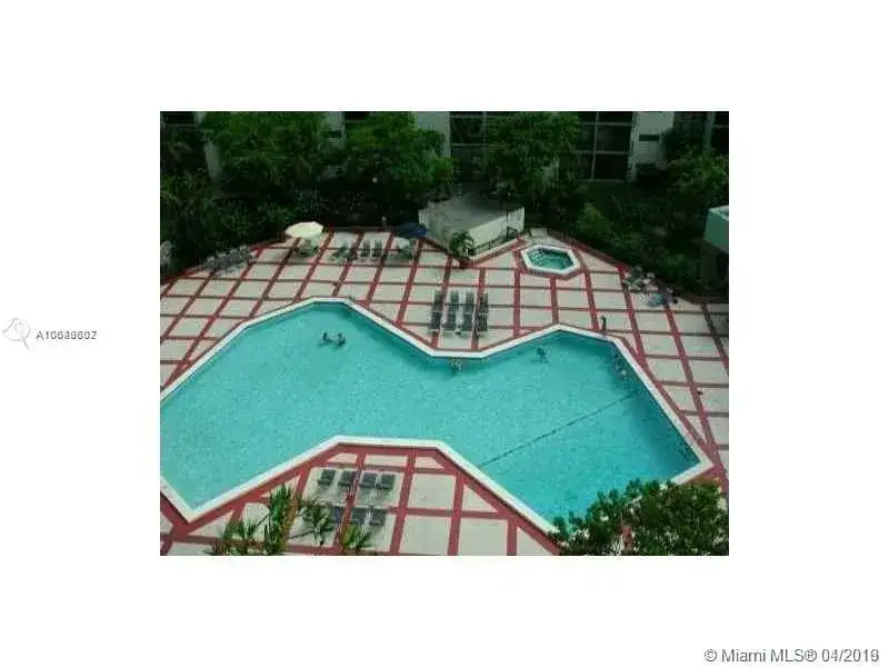 16909 N Bay Rd # 316, Sunny Isles Beach FL 33160 photo 2