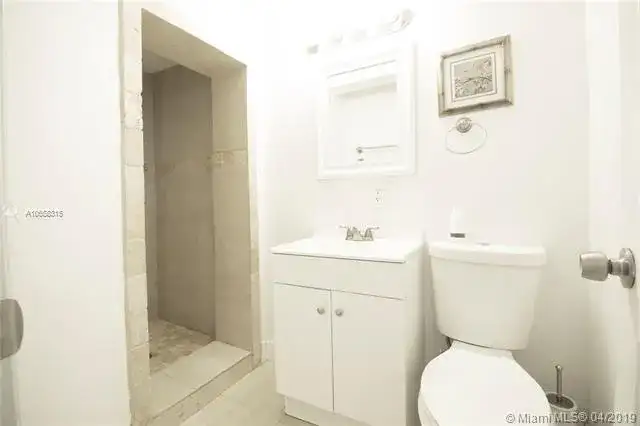 515 S 61 TER, Hollywood FL 33023 photo 2