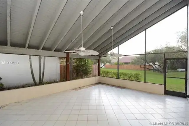 2087 Augusta, Weston FL 33326 photo 2