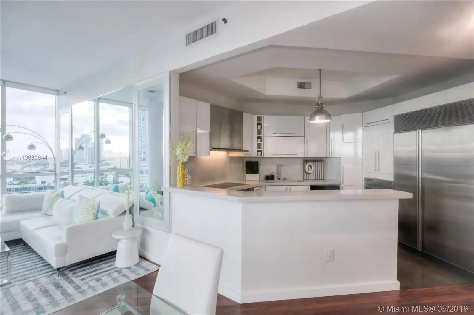 100 S Pointe Dr # 1501, Miami Beach FL 33139 photo 5