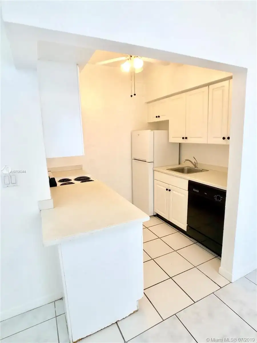 100 Collins Ave # 308, Miami Beach FL 33139 photo 5