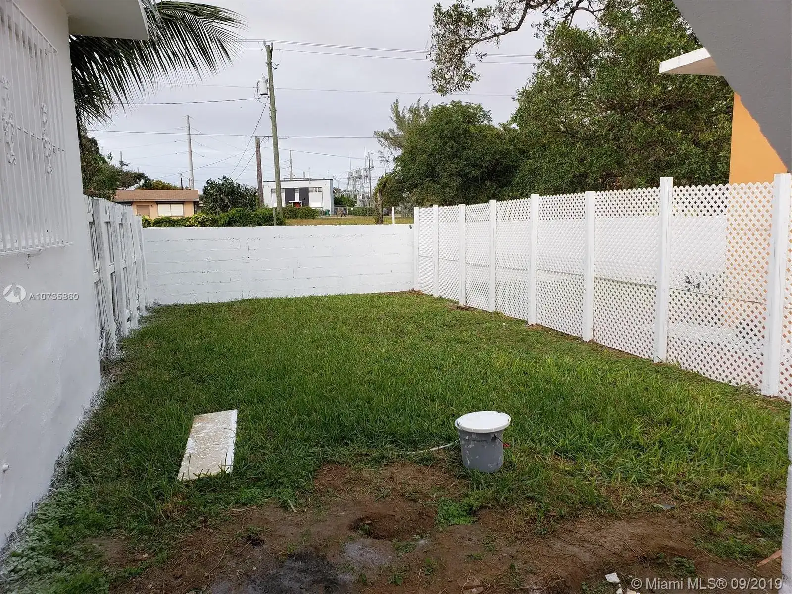 601 NW 90th St # 8, El Portal FL 33150 photo 2