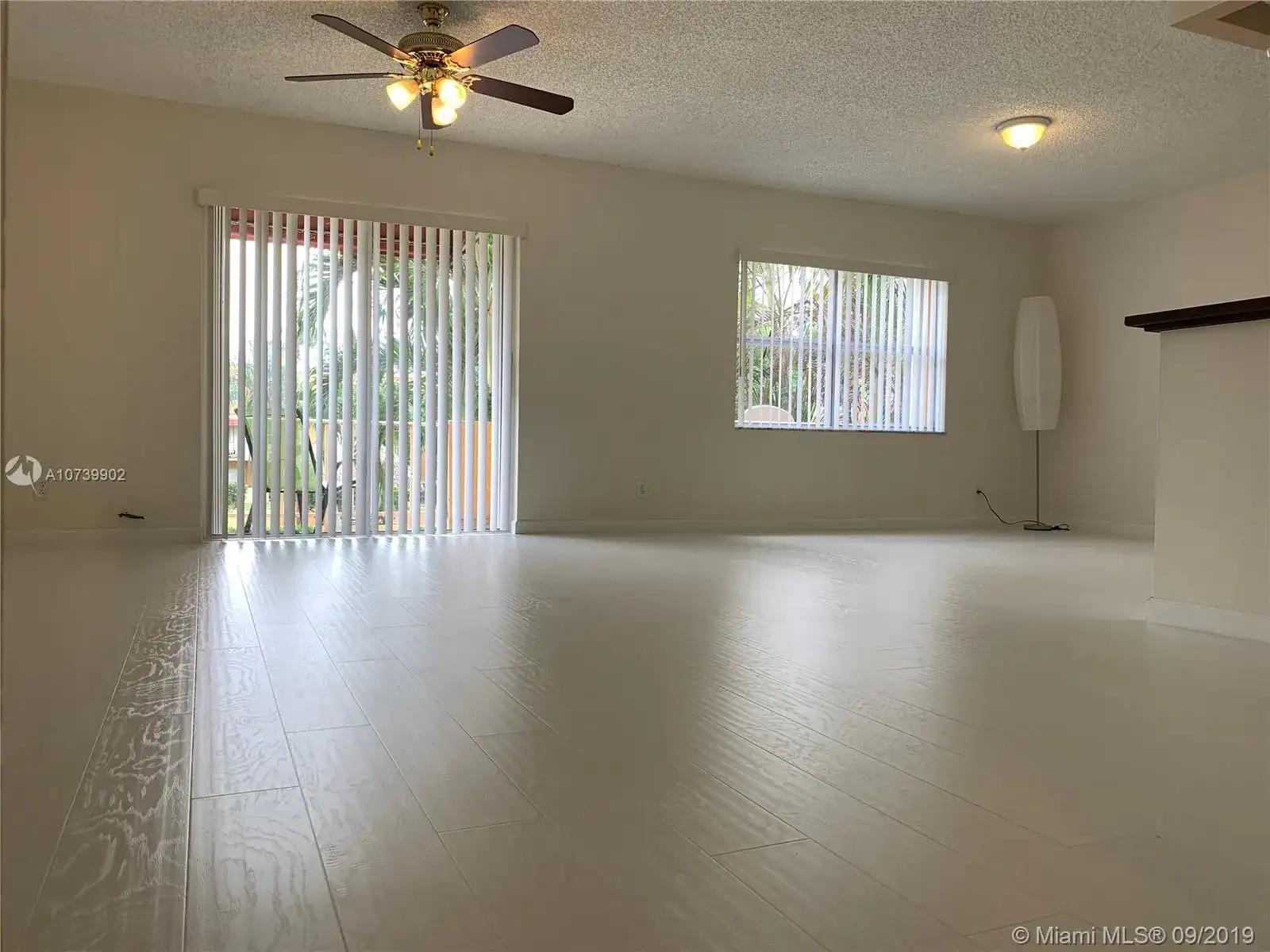 17901 NW 68th Ave # T202, Hialeah FL 33015 photo 2