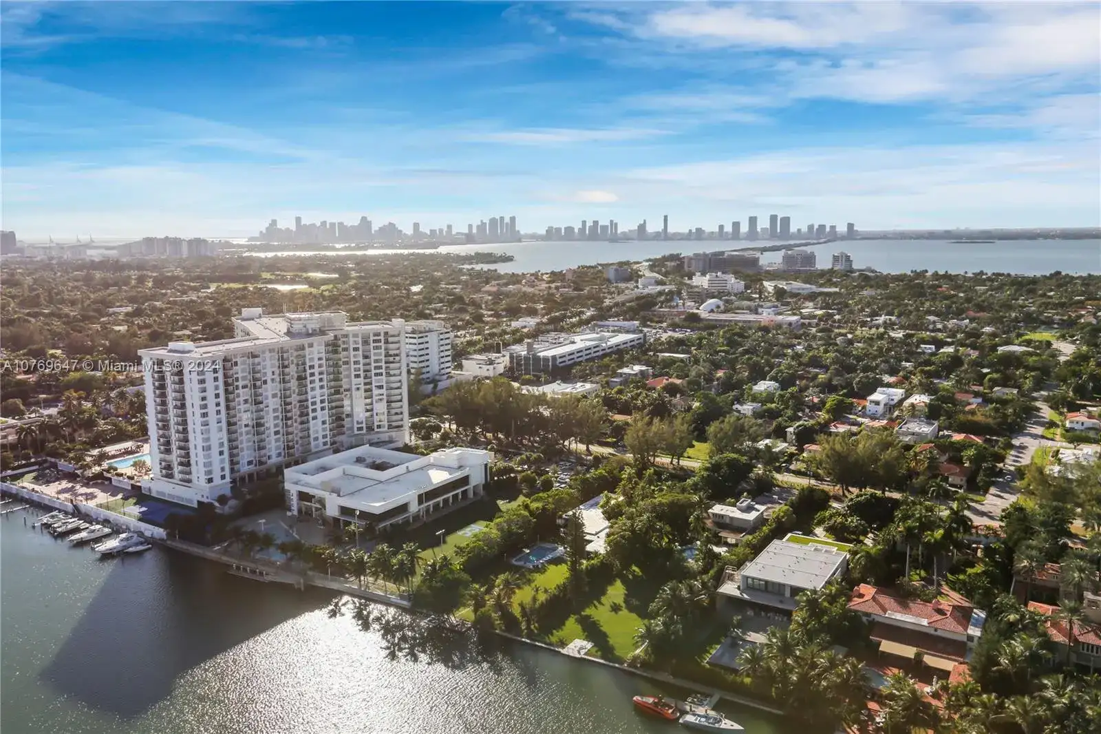 4401 Collins Ave, Miami Beach FL 33140 photo 3