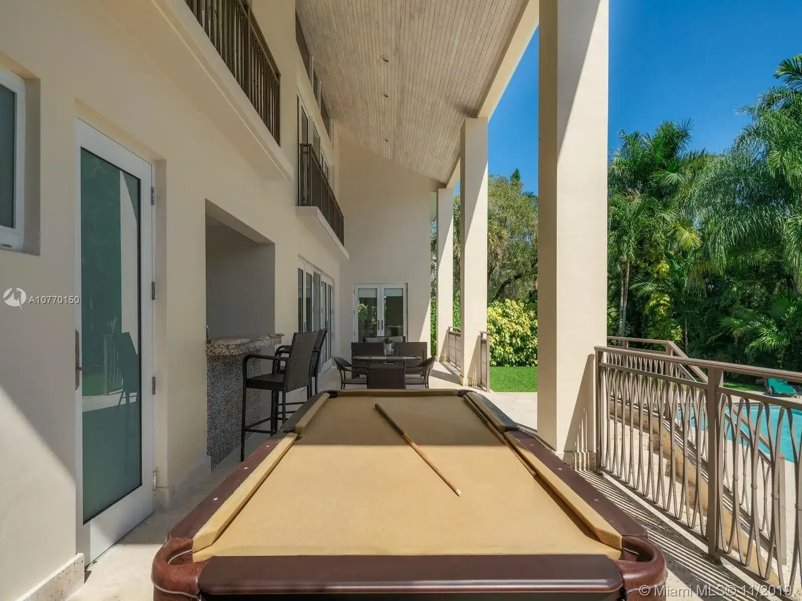 7141 E Lago Dr, Coral Gables FL 33143 photo 5