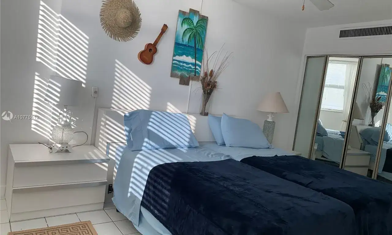 9225 Collins Ave # 404, Surfside FL 33154 photo 4
