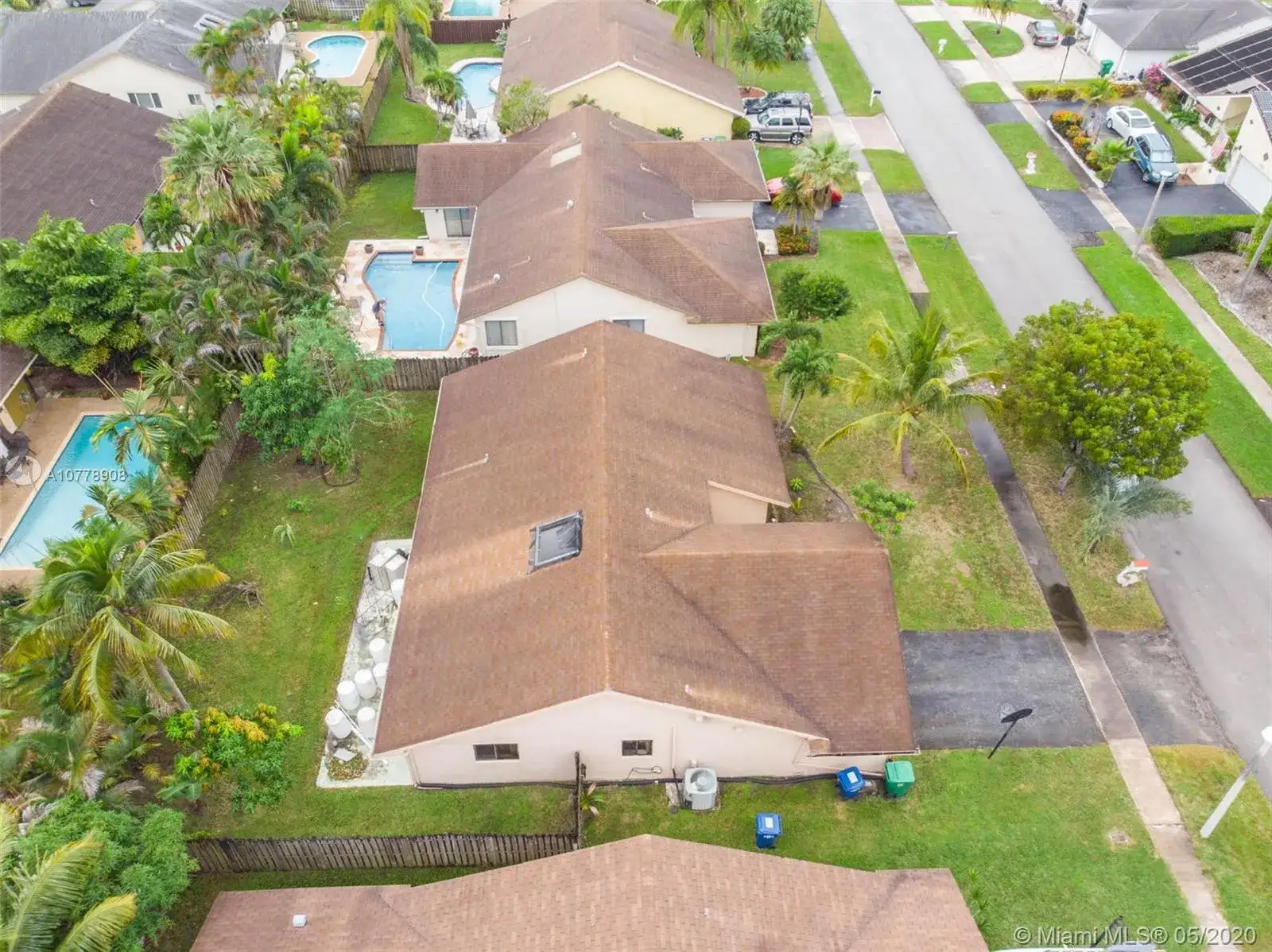 8020 NW 51st Ct, Lauderhill FL 33351 photo 2