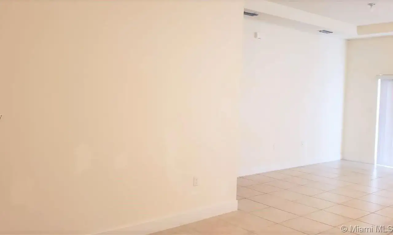 10455 NW 82nd St # 33, Doral FL 33178 photo 4