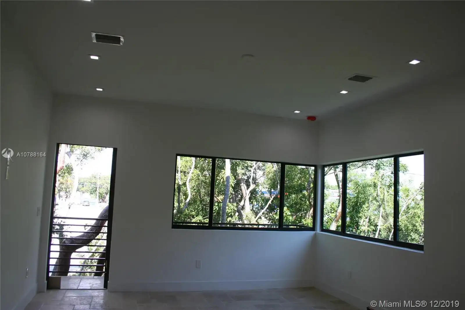 12 Coral Dr, Key Largo FL 33037 photo 4