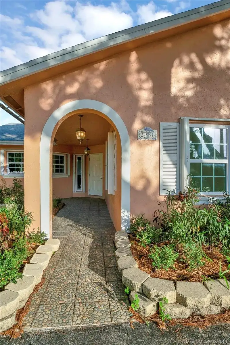 24981 SW 128th Path, Homestead FL 33032 photo 4