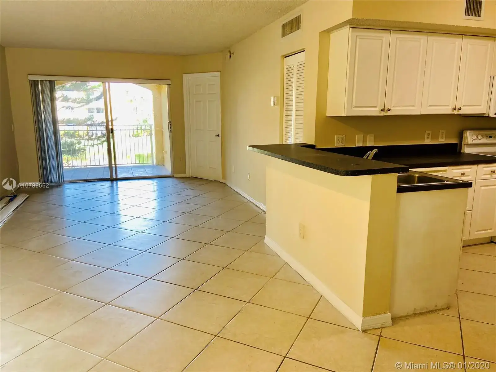 9615 NW 1st Ct # 204, Pembroke Pines FL 33024 photo 2
