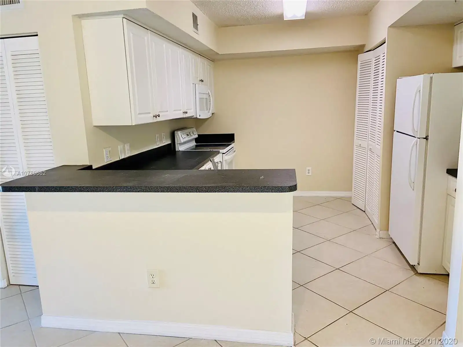 9615 NW 1st Ct # 204, Pembroke Pines FL 33024 photo 4