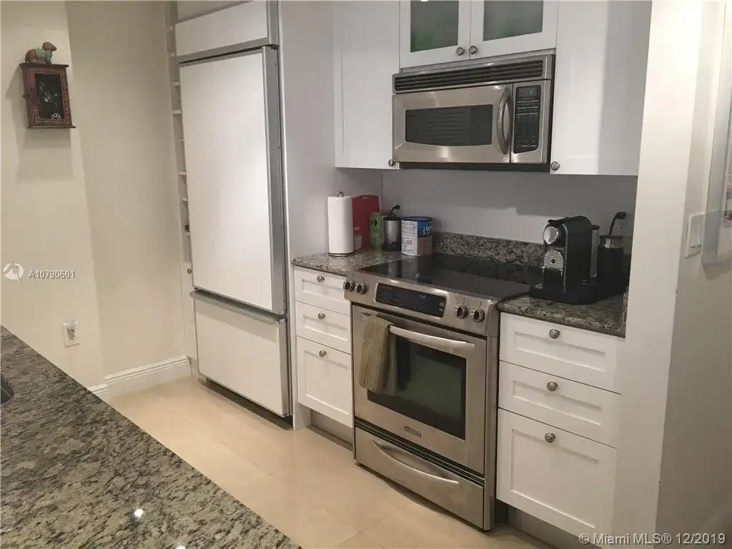 10275 Collins Ave # 315, Bal Harbour FL 33154 photo 3