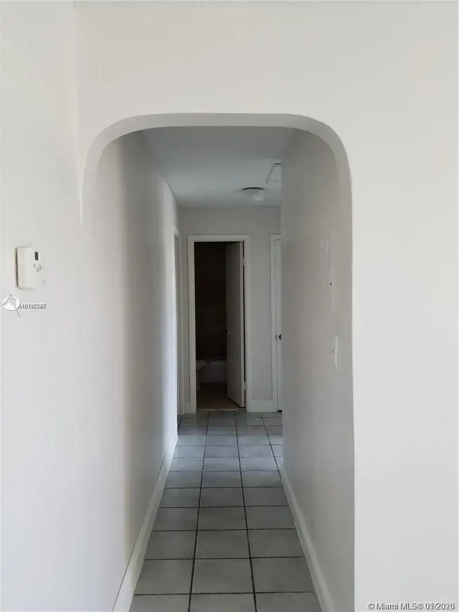 20816 SW 103rd Pl, Cutler Bay FL 33189 photo 5