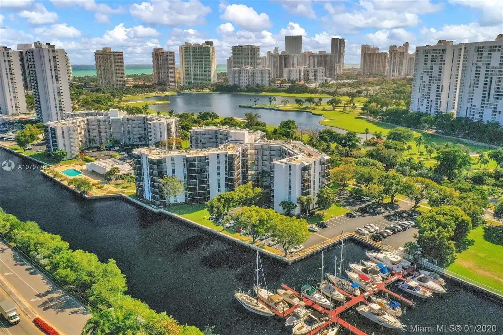 3401 N Country Club Dr # 110, Aventura FL 33180 photo 2