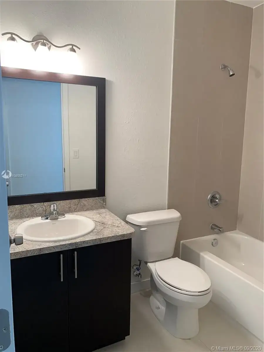 8020 NW 9th Ave, Miami FL 33150 photo 3