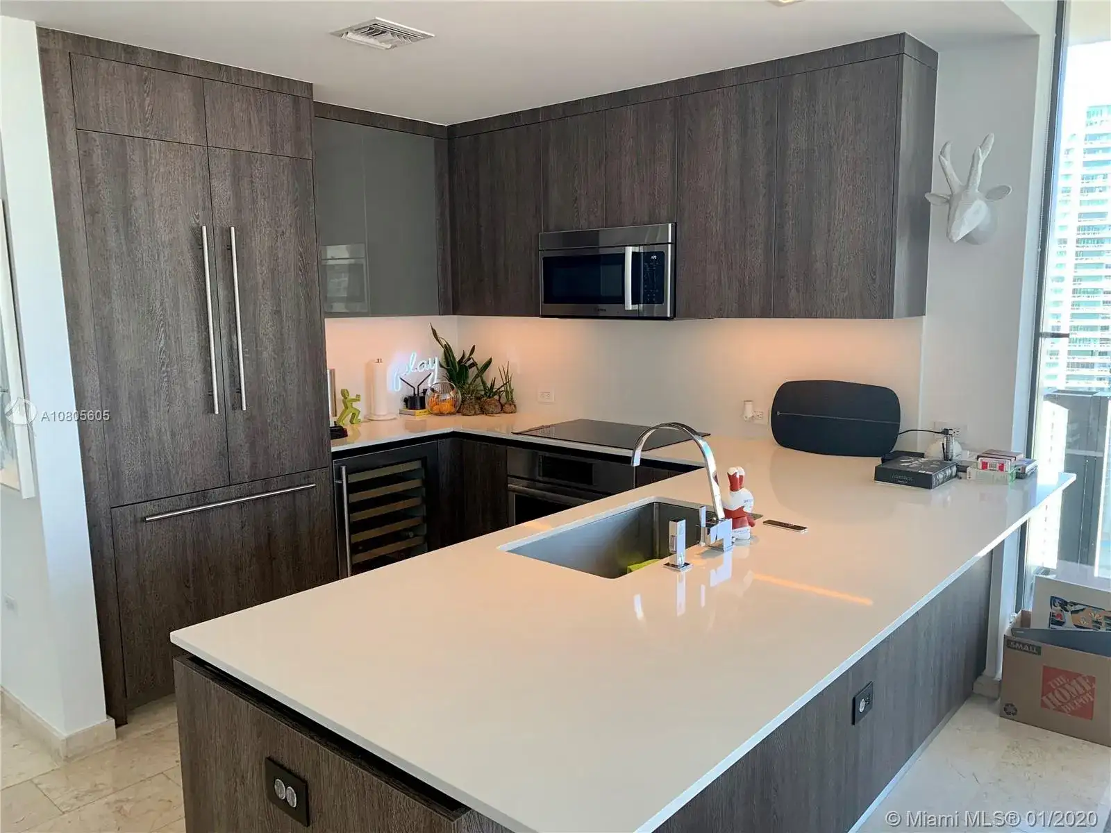 88 SW 7th St # 3211, Miami FL 33130 photo 4