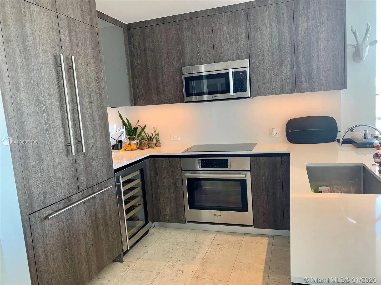 88 SW 7th St # 3211, Miami FL 33130 photo 5