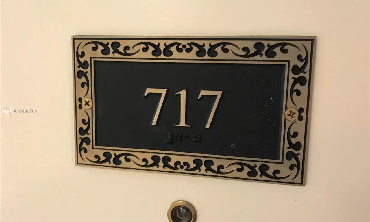 700 Biltmore Way # 717, Coral Gables FL 33134 photo 4
