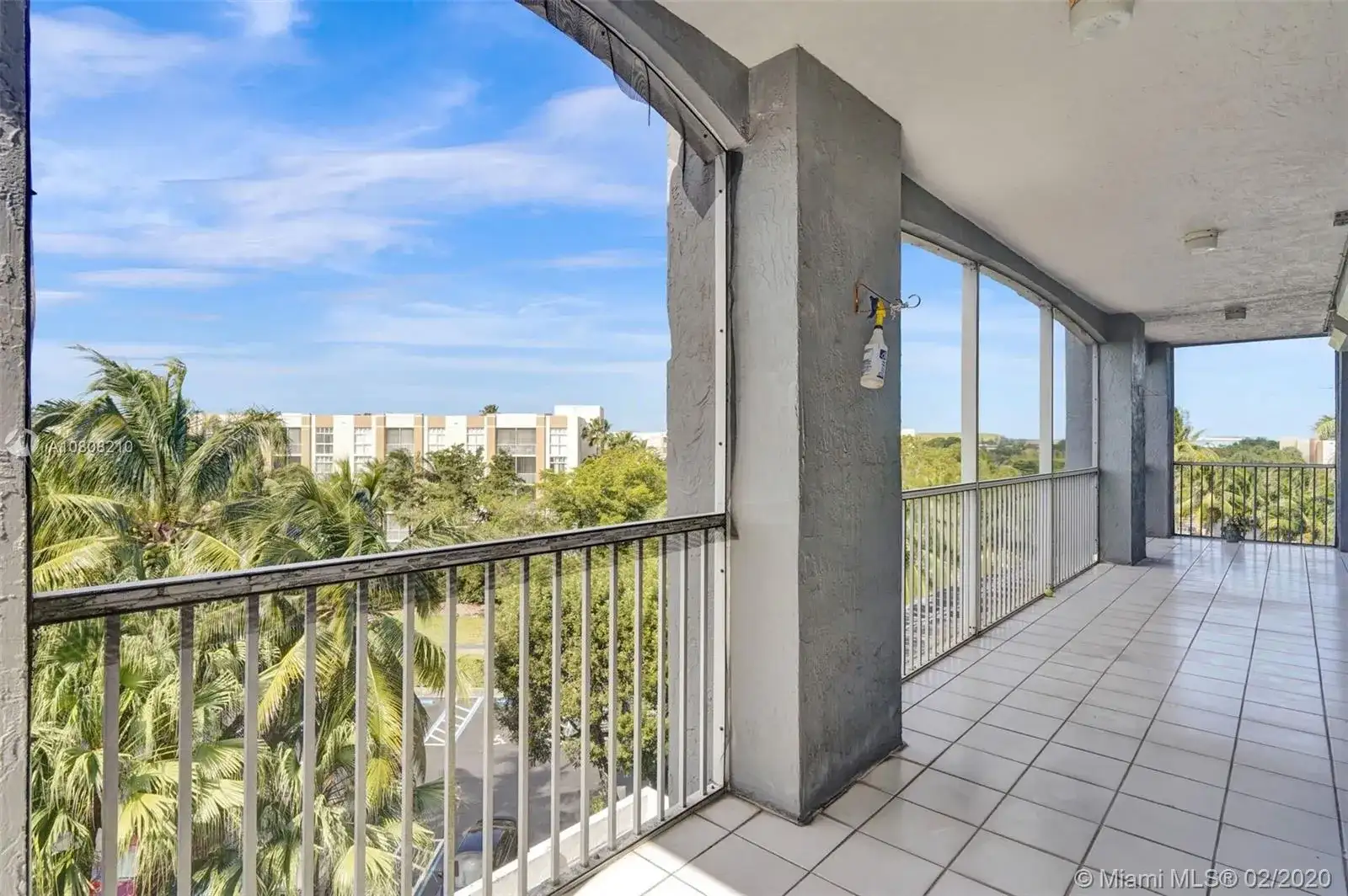 9725 NW 52nd St # 522, Doral FL 33178 photo 4