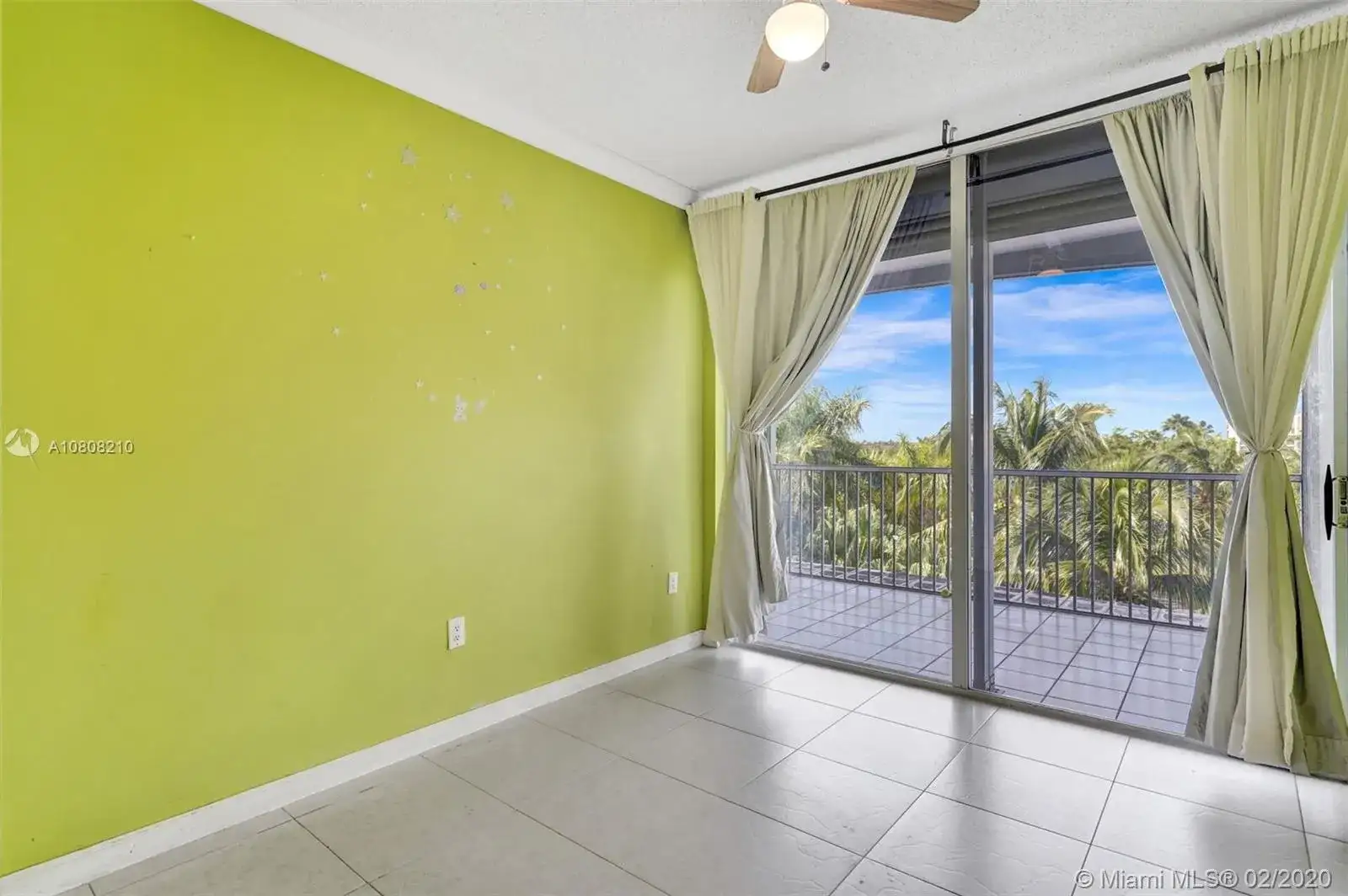 9725 NW 52nd St # 522, Doral FL 33178 photo 5
