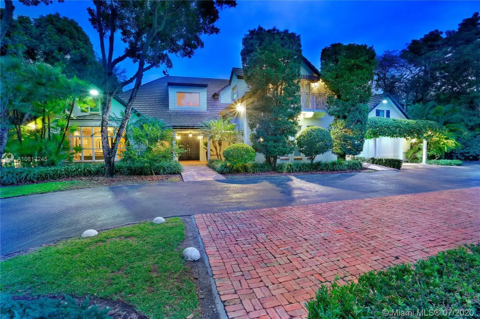 10001 SW 60th Ct, Pinecrest FL 33156 photo 2