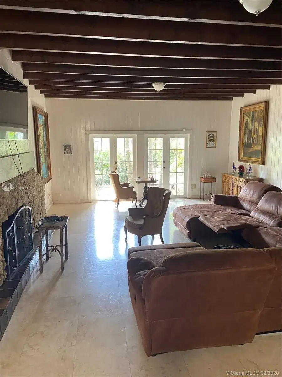 14540 Sailfish Dr, Coral Gables FL 33158 photo 4