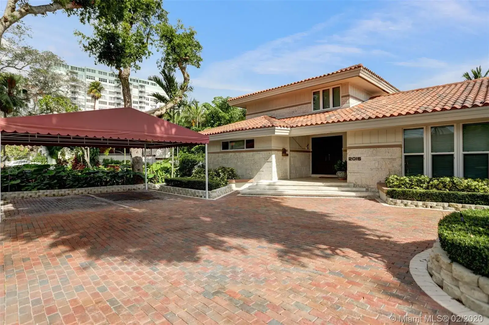 2015 NE 120th Rd, North Miami FL 33181 photo 5