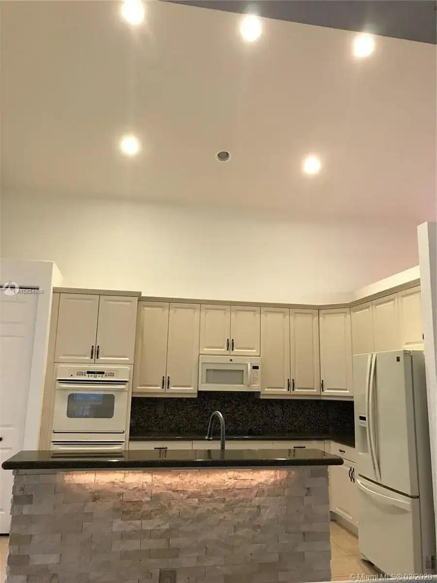 18672 SW 55th St, Miramar FL 33029 photo 3