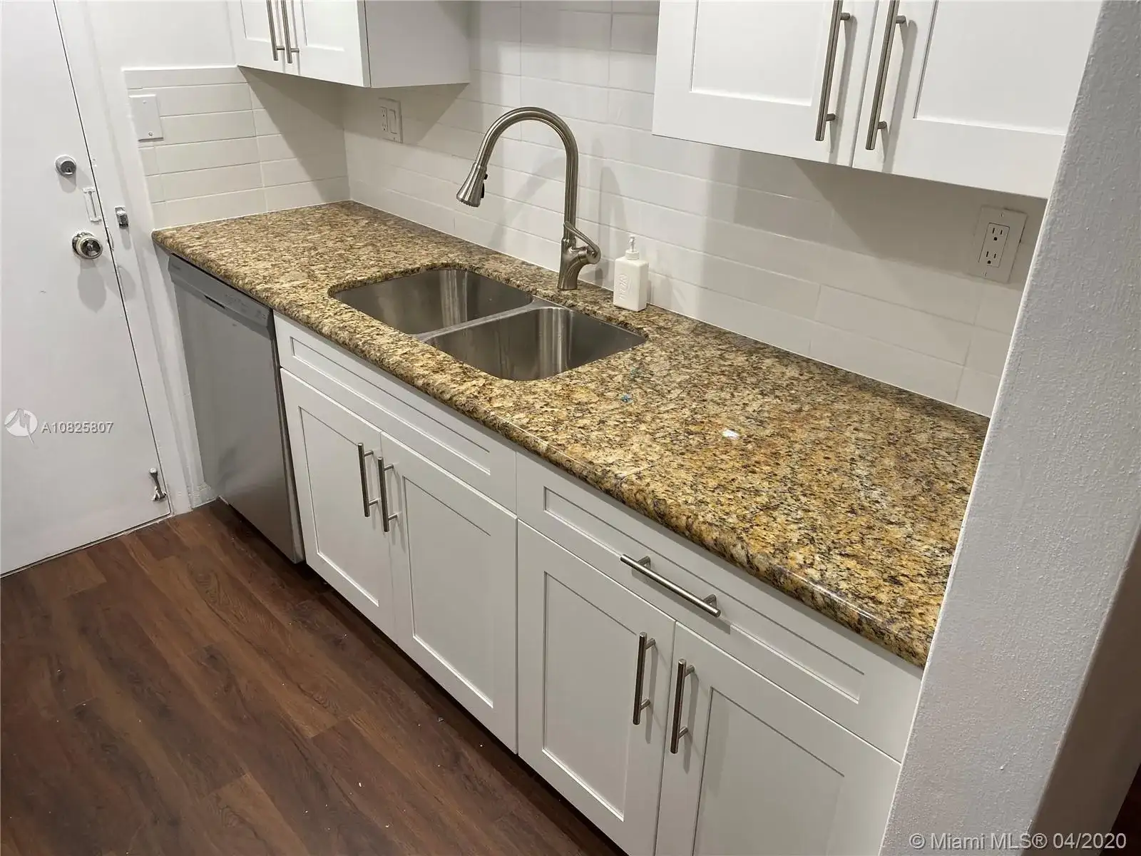 12590 NE 16th Ave # 602, North Miami FL 33161 photo 3