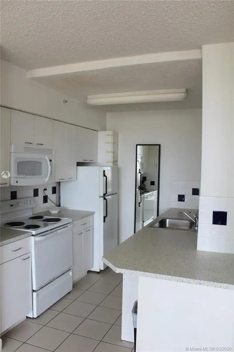 1500 Bay Rd # 384S, Miami Beach FL 33139 photo 5