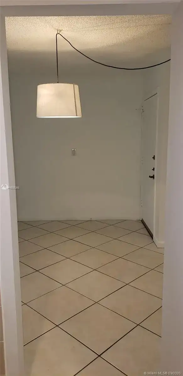 351 NE 19th Pl # 210K, Wilton Manors FL 33305 photo 4